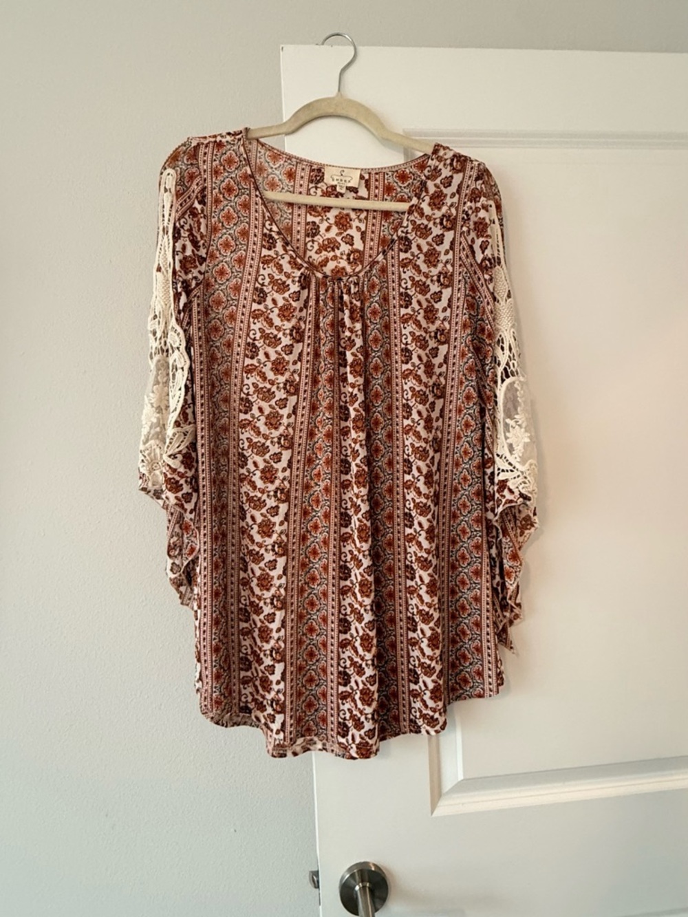 Boho Lace-Sleeve Tunic in Rust & Cream